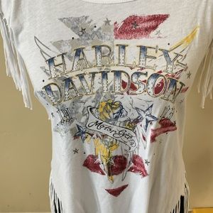 Women’s fringe top. Brand new.